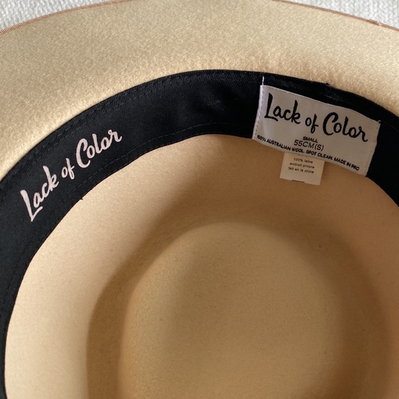 Lack of color hat - Picture 5 of 5